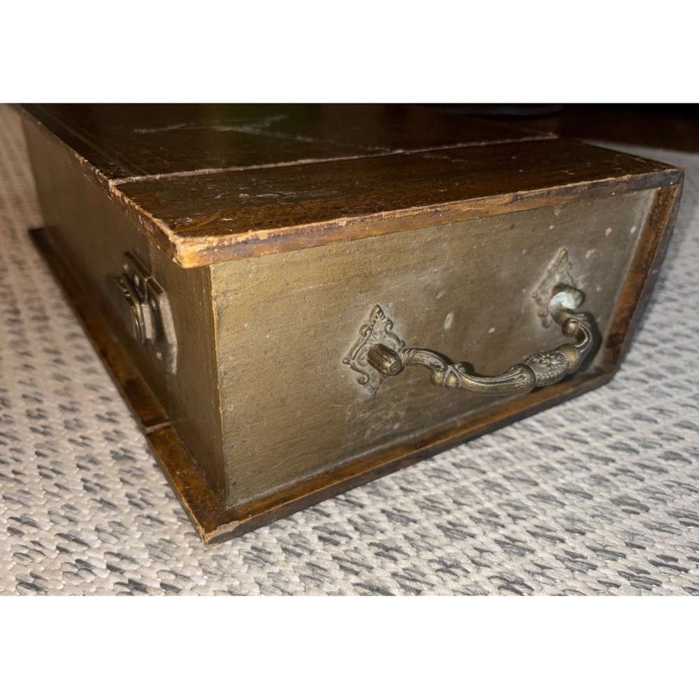 Large Wood Faux Book Box Oliver Twist By Charles Dickens Vintage Latch Buckle - Picture 8 of 16